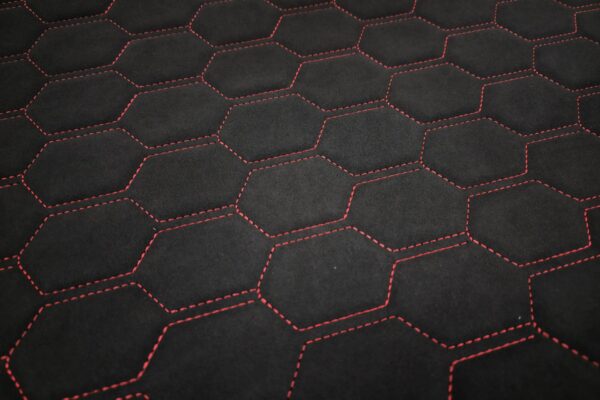ULTRASUEDE BLACK  - HONEYCOMB DESIGN / NIĆ CZERWONA