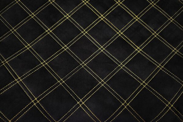 PREMIUM SUEDE SQUARE BLACK / YELLOW THREAD