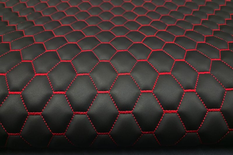 DESIGN A DIAMANTE / FILO ROSSO
