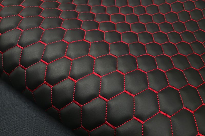 DESIGN A DIAMANTE / FILO ROSSO