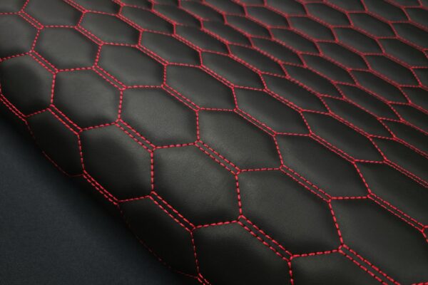 RS-3 DESIGN / RED THREAD