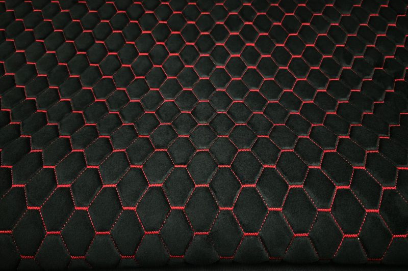 20250913 131732 PREMIUM SUEDE DIAMOND DESIGN CZARNA / NIĆ CZERWONA