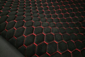 PREMIUM SUEDE DIAMOND DESIGN CZARNA / NIĆ CZERWONA