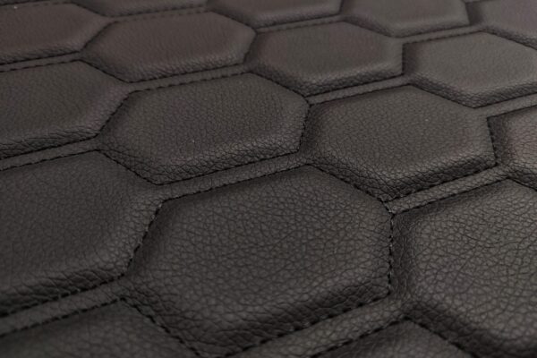 HONEYCOMB DESIGN / BLACK THREAD