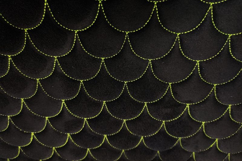 IMG20231130164023 PREMIUM SUEDE BENZ DESIGN NERO / FILO VERDE