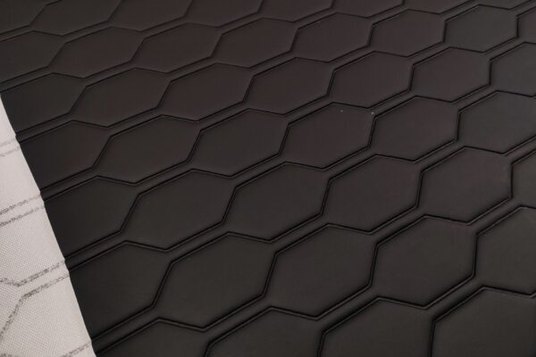 HEXAGON DESIGN / BLACK