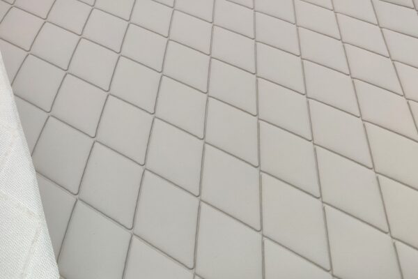 KARO DESIGN / LIGHT GREY