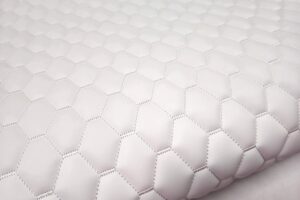 DIAMOND DESIGN / OFF WHITE