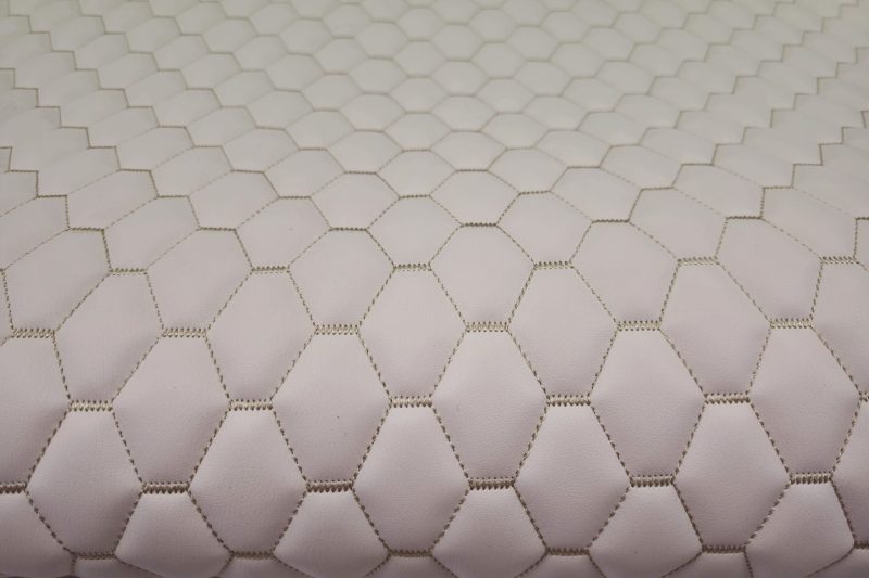 DIAMOND DESIGN / BEIGE CLAIR