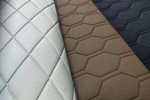 SKÓRY SYNTETYCZNE WYTŁACZANE