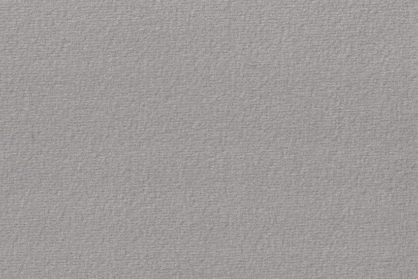 B01 Gładka tapeta w odcieniu szarym, idealna do nowoczesnych wnętrz, dodająca elegancji i stylu. Naturalna tekstura tkaniny zwiększa estetykę i trwałość powierzchni ścian.