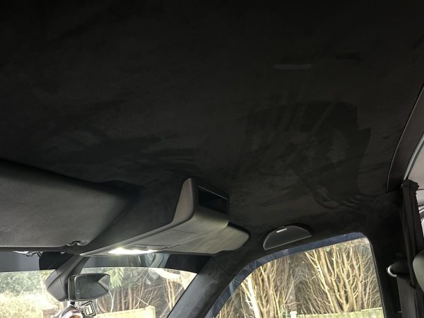 HEADLINER SUPREME SUEDE - NEGRO